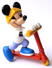 RK - Mickey and Friends - mit Roller - zum Schließen ins Bild klicken