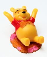 Zaini Pooh 2 - Pooh im Laub - zum Schließen ins Bild klicken