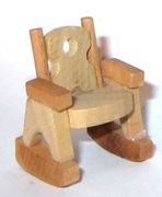 Holzmöbel 2 - Schaukelstuhl - zum Schließen ins Bild klicken