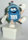 Blue als Kosmonaut - zum Schließen ins Bild klicken