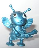 Nutkao - Biene mit Gitarre blau - zum Schließen ins Bild klicken