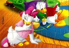 RK - Mickey Mouse 2004 - Im Haus - Puzzle u.l. - zum Schließen ins Bild klicken