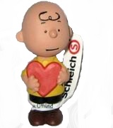 Schleich Peanuts - Valentinstag 2019 - Charlie Brown - zum Schließen ins Bild klicken