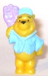 Winnie the Pooh Sport - Pooh als Fänger - zum Schließen ins Bild klicken